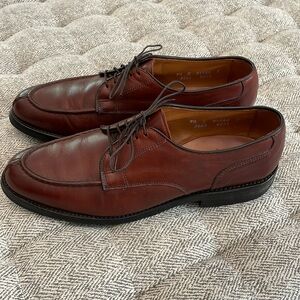 Allen Edmonds Bradley split-toe size 9.5